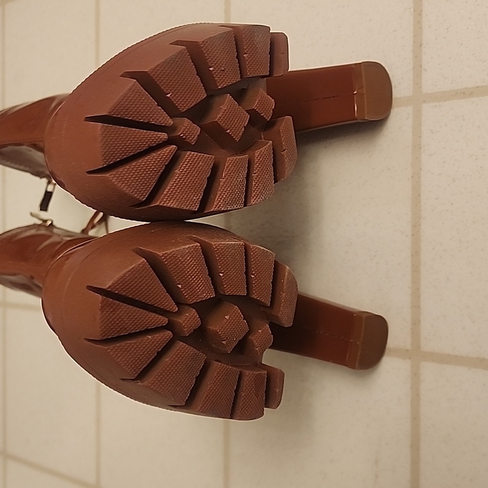 Booties - Picture 3 of 5